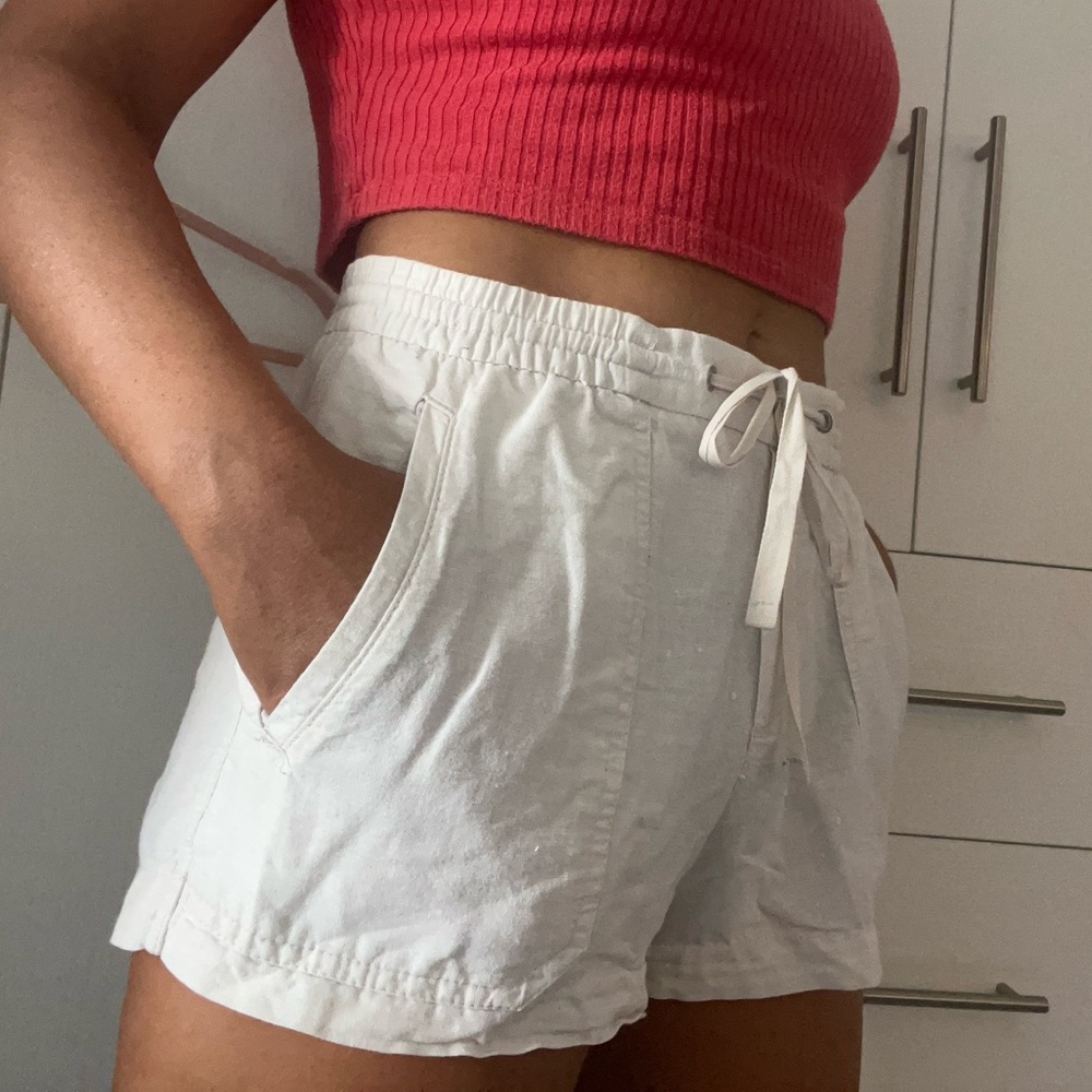 GAP White High Waist Linen Shorts